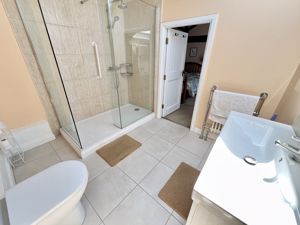 Photo 19- click for photo gallery